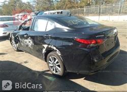 نيسان فيرسا